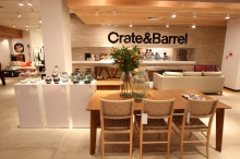 Американская сеть  магазинов мебели Crate and Barrel открылся в Москве